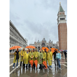 Pabeigta komerciālā apmācība Itālijā 2023